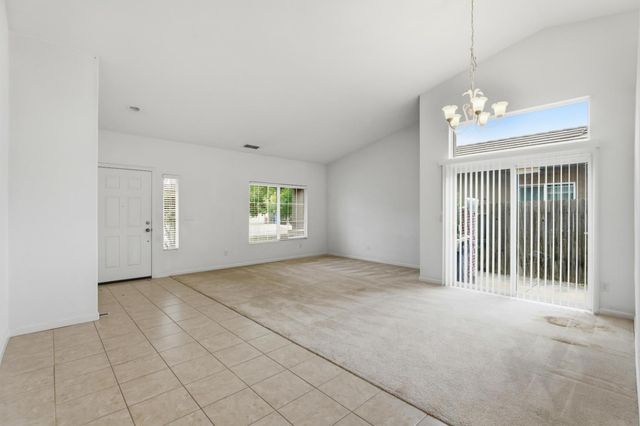 8441 Felton Crest Way, Elk Grove, CA 95624