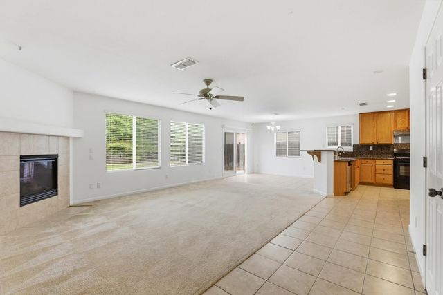 8441 Felton Crest Way, Elk Grove, CA 95624