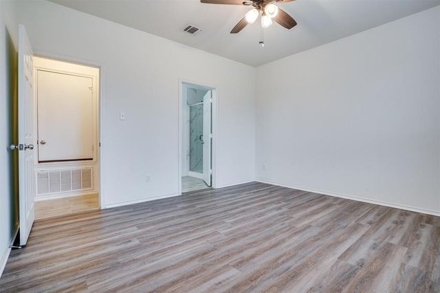 217 La Dera DR, Liberty Hill, TX 78642