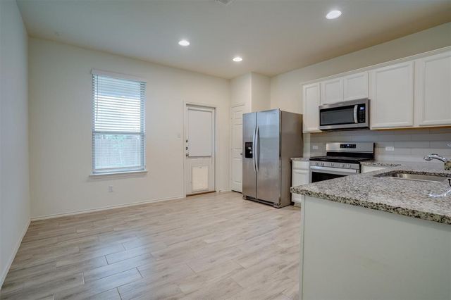 217 La Dera DR, Liberty Hill, TX 78642