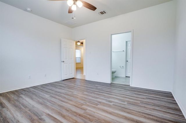 217 La Dera DR, Liberty Hill, TX 78642