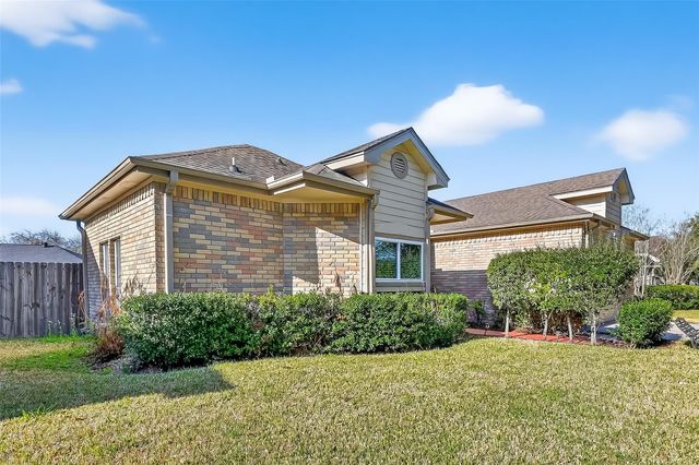 3126 Lakefield Way, Sugar Land, TX 77479