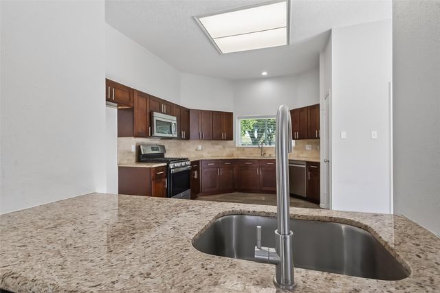 3126 Lakefield Way, Sugar Land, TX 77479