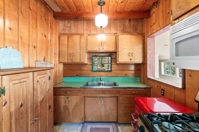 33613 Bailey Meadows Road, Palomar Mountain, CA 92060