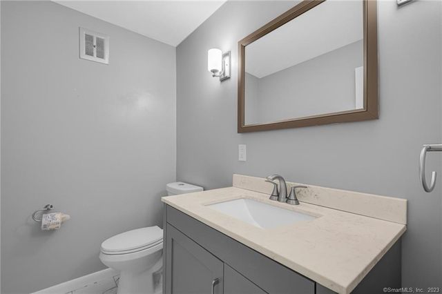 115 South Main Street B15, West Hartford, CT 06107