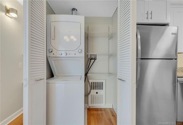 115 South Main Street B15, West Hartford, CT 06107