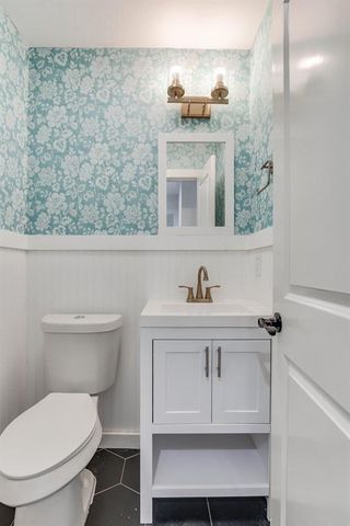 3008 Robin Ridge Road, Oklahoma City, OK 73120