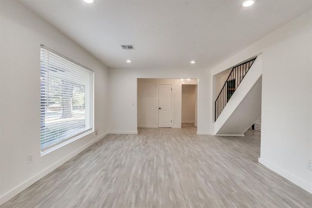 3008 Robin Ridge Road, Oklahoma City, OK 73120