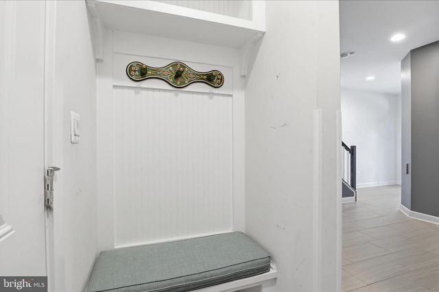 9298 WILD BLACK CHERRY CT, Fairfax, VA 22031