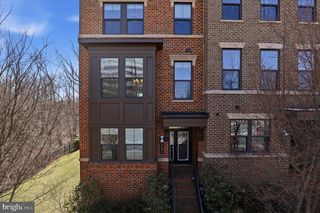 9298 WILD BLACK CHERRY CT, Fairfax, VA 22031