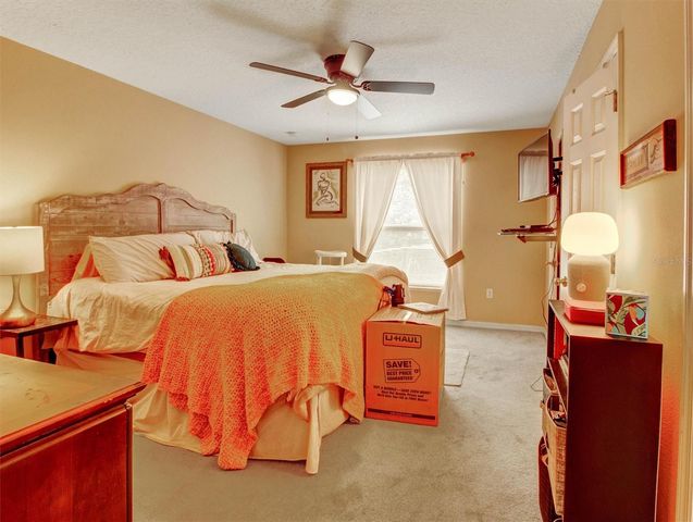 218 TRES REYES LANE, Groveland, FL 34736