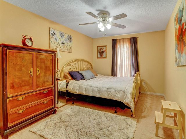 218 TRES REYES LANE, Groveland, FL 34736