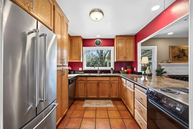 2535 Danube Dr, Sacramento, CA 95821