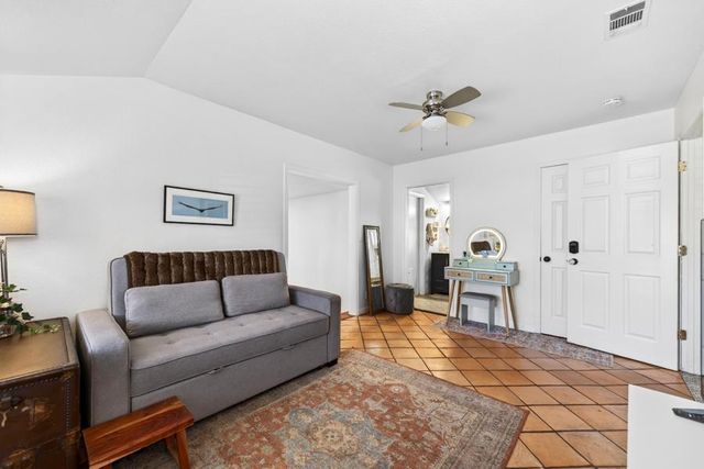 2535 Danube Dr, Sacramento, CA 95821