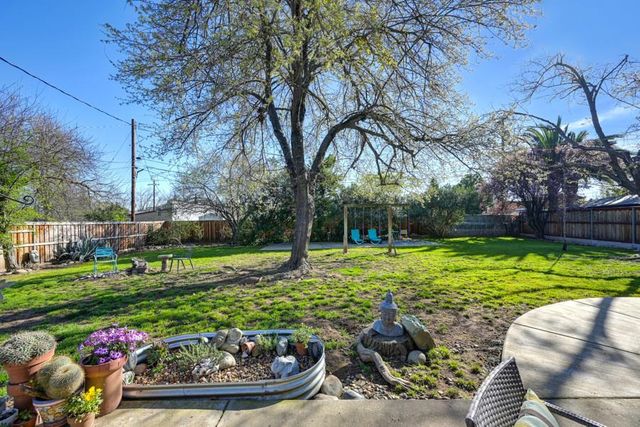 2535 Danube Dr, Sacramento, CA 95821