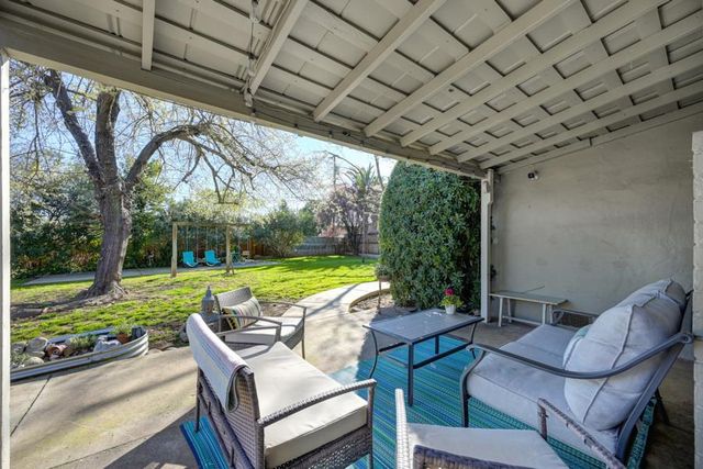 2535 Danube Dr, Sacramento, CA 95821