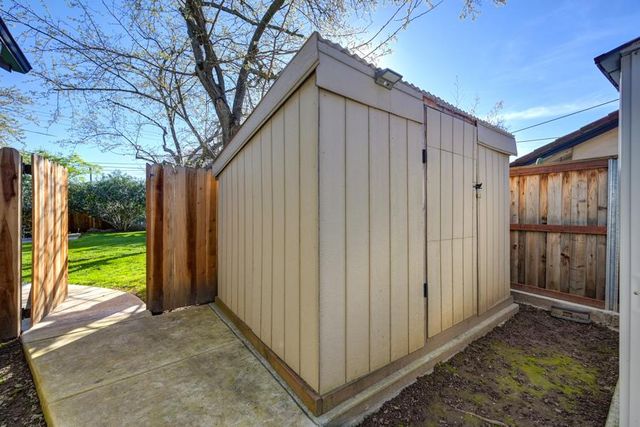 2535 Danube Dr, Sacramento, CA 95821