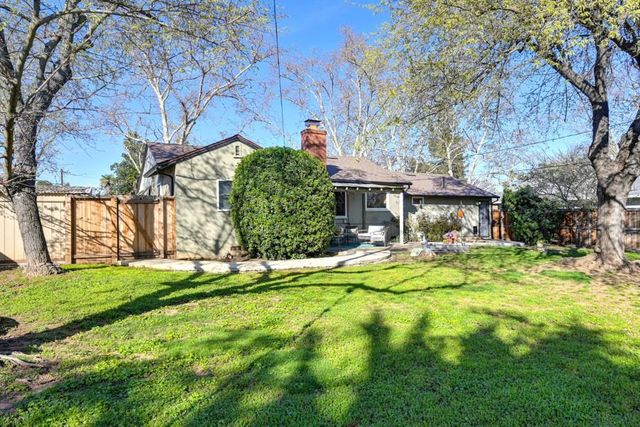 2535 Danube Dr, Sacramento, CA 95821