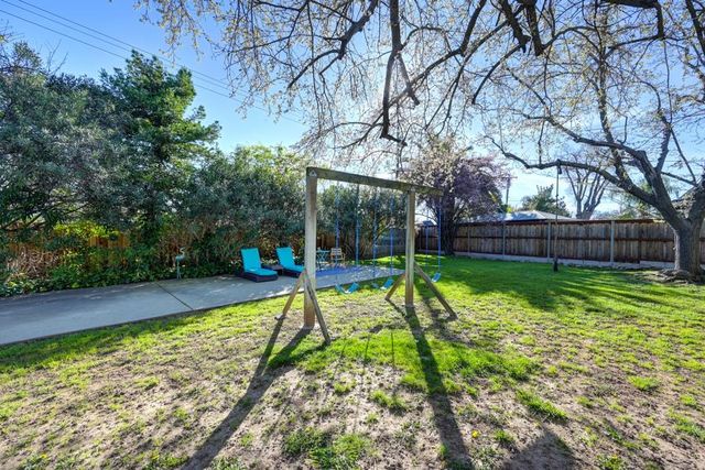 2535 Danube Dr, Sacramento, CA 95821