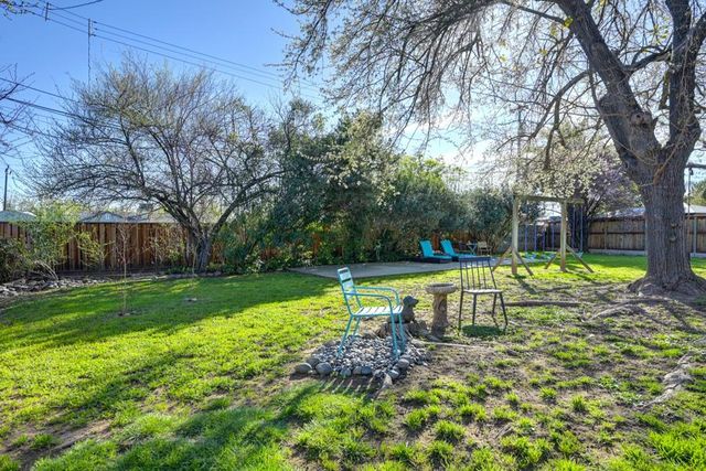 2535 Danube Dr, Sacramento, CA 95821