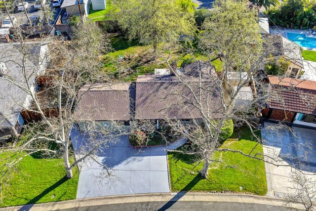 2535 Danube Dr, Sacramento, CA 95821