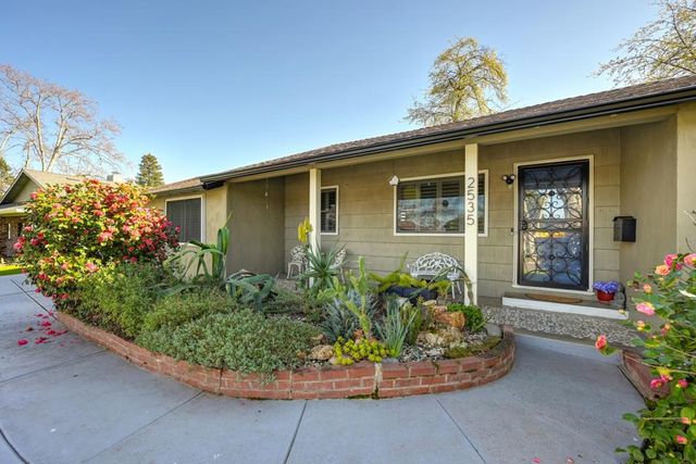 2535 Danube Dr, Sacramento, CA 95821