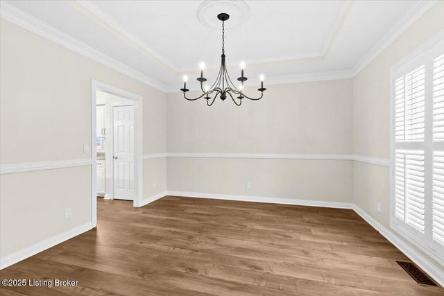 1700 Mahogany Run Dr, La Grange, KY 40031