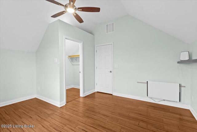 1700 Mahogany Run Dr, La Grange, KY 40031