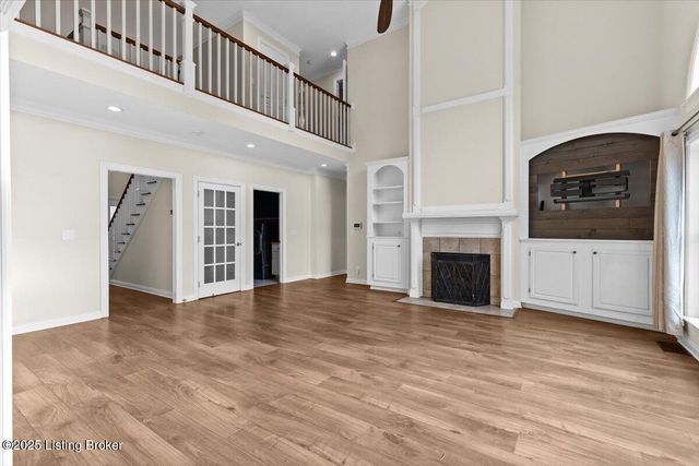 1700 Mahogany Run Dr, La Grange, KY 40031