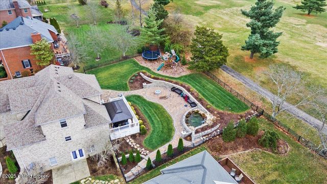 1700 Mahogany Run Dr, La Grange, KY 40031