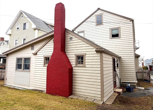 25 Seventh, New Bedford, MA 02740