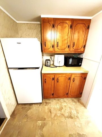 25 Seventh, New Bedford, MA 02740