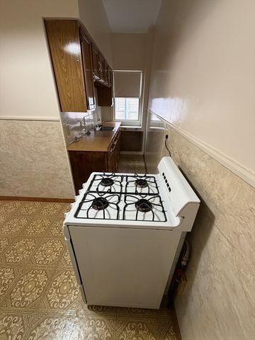 25 Seventh, New Bedford, MA 02740