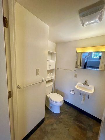 25 Seventh, New Bedford, MA 02740