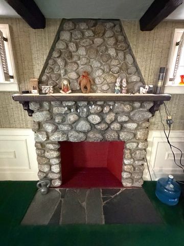 25 Seventh, New Bedford, MA 02740