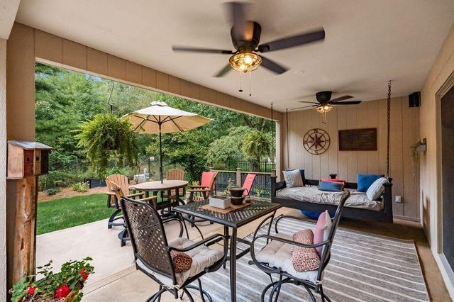 8185 Linden Leaf Circle, Columbus, OH 43235