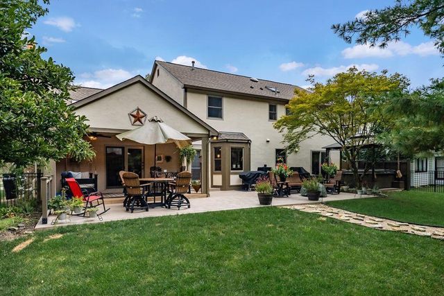 8185 Linden Leaf Circle, Columbus, OH 43235