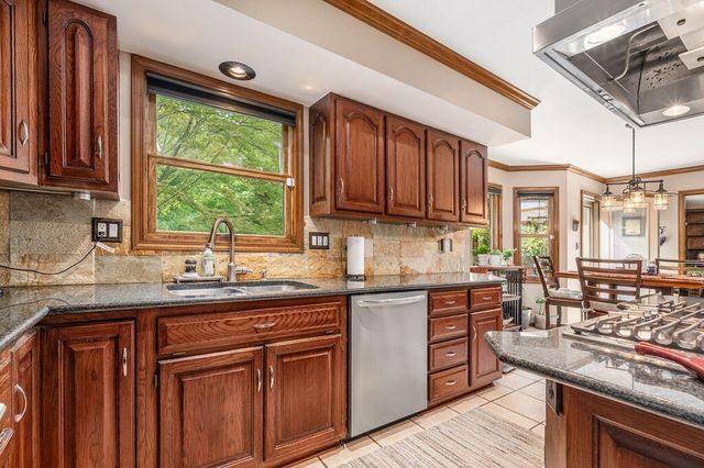 8185 Linden Leaf Circle, Columbus, OH 43235