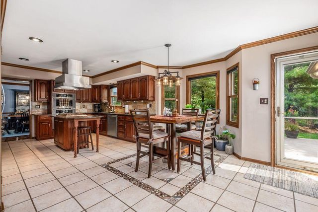 8185 Linden Leaf Circle, Columbus, OH 43235