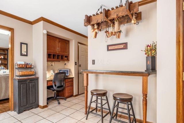 8185 Linden Leaf Circle, Columbus, OH 43235