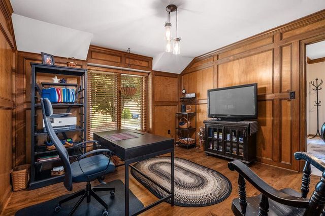 8185 Linden Leaf Circle, Columbus, OH 43235