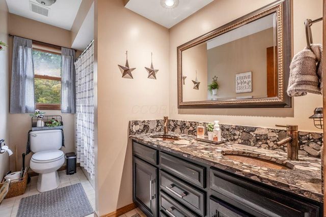 8185 Linden Leaf Circle, Columbus, OH 43235