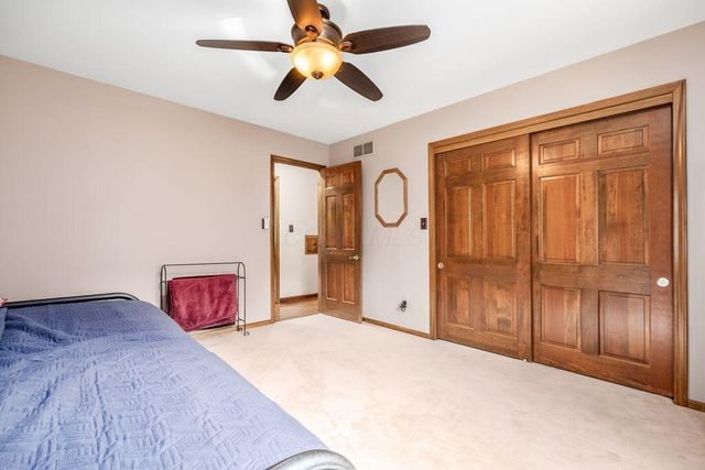 8185 Linden Leaf Circle, Columbus, OH 43235