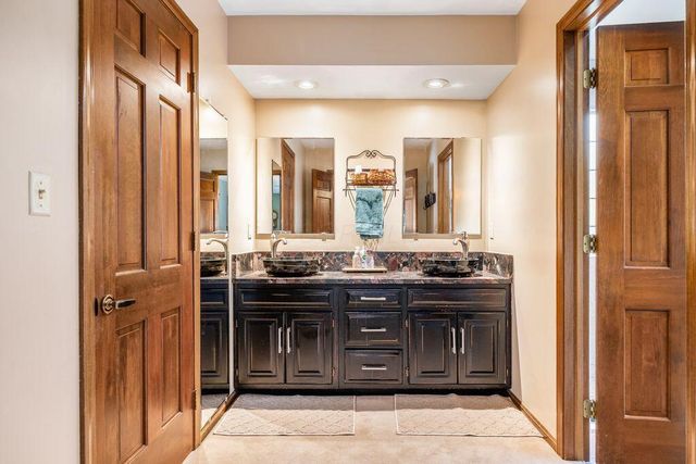 8185 Linden Leaf Circle, Columbus, OH 43235