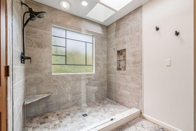 8185 Linden Leaf Circle, Columbus, OH 43235