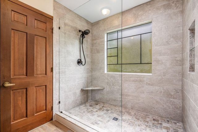 8185 Linden Leaf Circle, Columbus, OH 43235