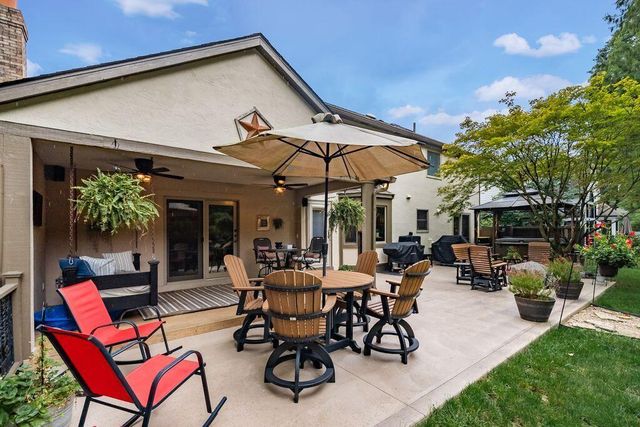 8185 Linden Leaf Circle, Columbus, OH 43235