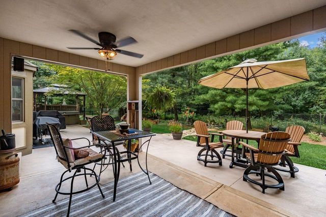 8185 Linden Leaf Circle, Columbus, OH 43235