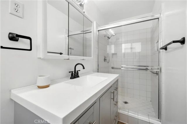 27117 Elias Avenue, Saugus, CA 91350