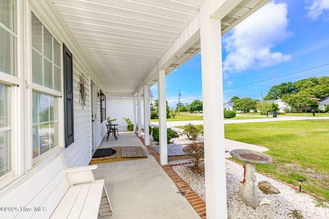 204 Junius Drive, Newport, NC 28570